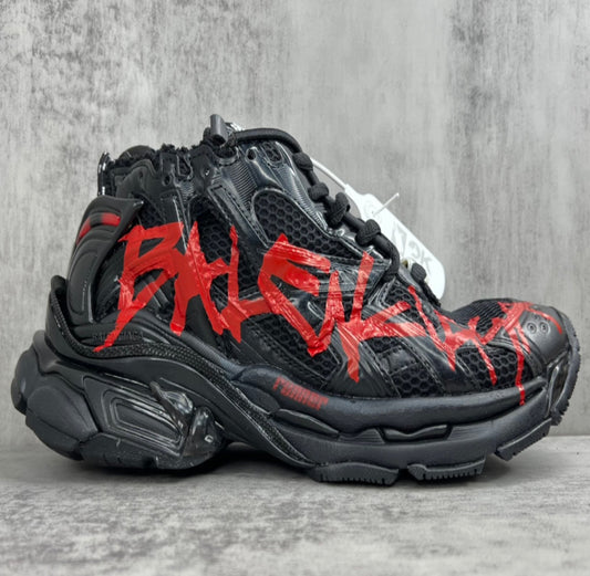 Ballenciaga Runner Graffiitti (Black Redd)Top Premium Batch