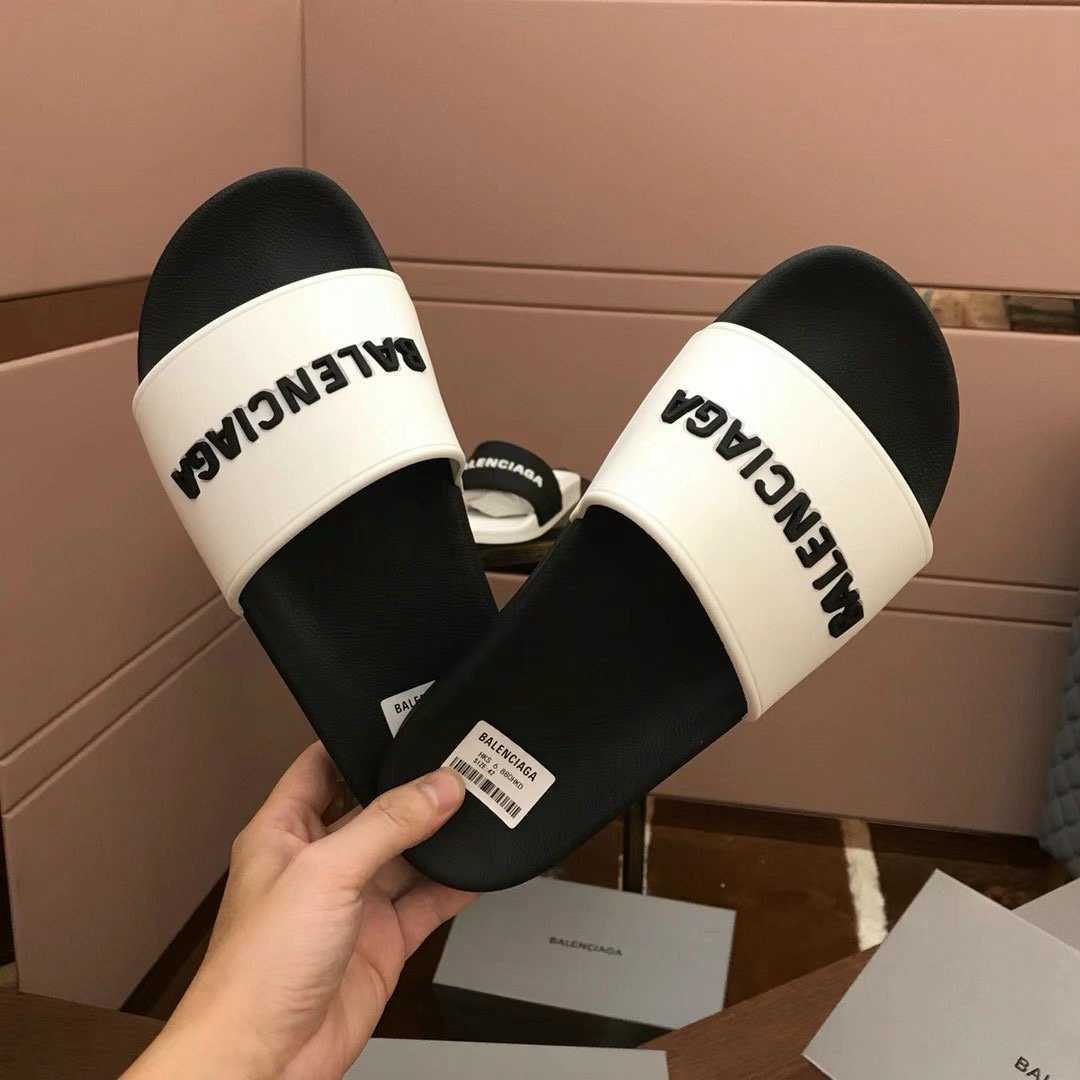 Balenciaga Balenciaga Logo Detailed Pool Slides